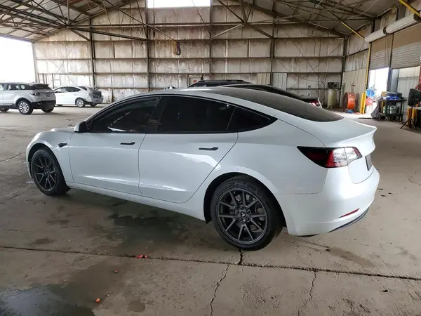 5YJ3E1EA0PF484723 2023 TESLA MODEL 3 - Image 2