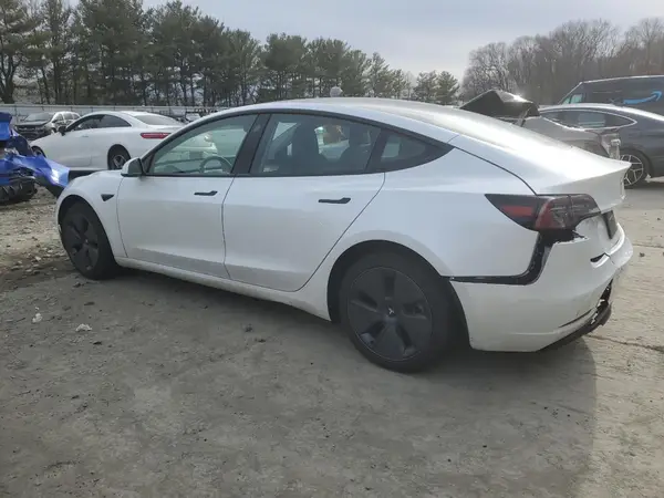 5YJ3E1EA0PF487458 2023 TESLA MODEL 3 - Image 2