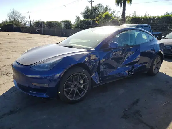 5YJ3E1EA0PF488058 2023 TESLA MODEL 3 - Image 1