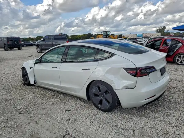 5YJ3E1EA0PF490750 2023 TESLA MODEL 3 - Image 2