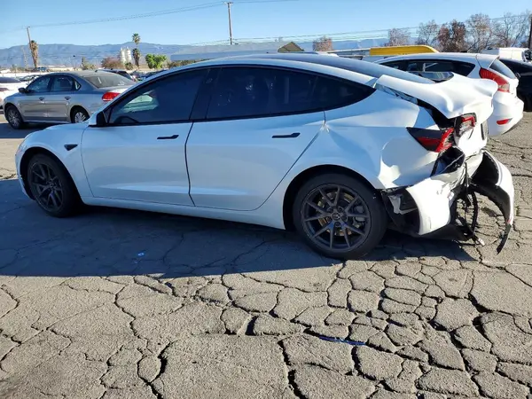 5YJ3E1EA0PF498606 2023 TESLA MODEL 3 - Image 2