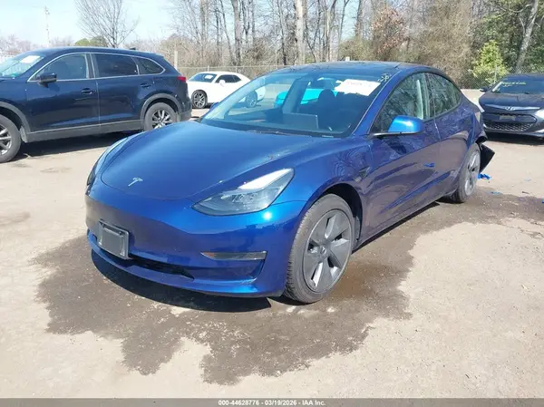 5YJ3E1EA0PF499996 2023 TESLA MODEL 3 - Image 2
