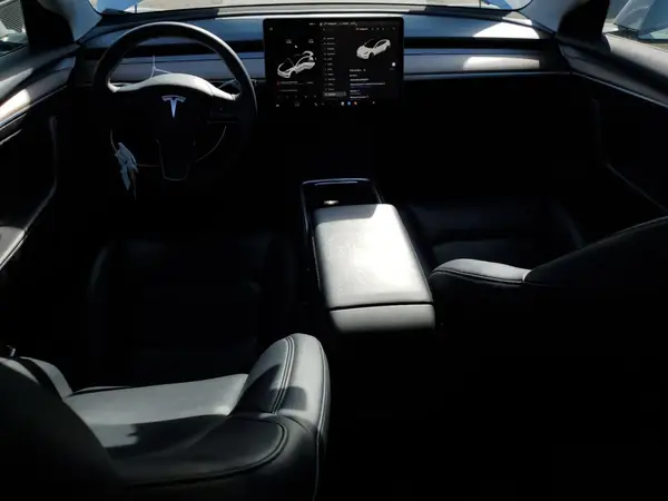 5YJ3E1EA0PF500273 2023 TESLA MODEL 3 - Image 8