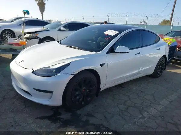 5YJ3E1EA0PF503352 2023 TESLA MODEL 3 - Image 2
