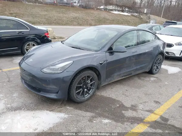 5YJ3E1EA0PF504999 2023 TESLA MODEL 3 - Image 2