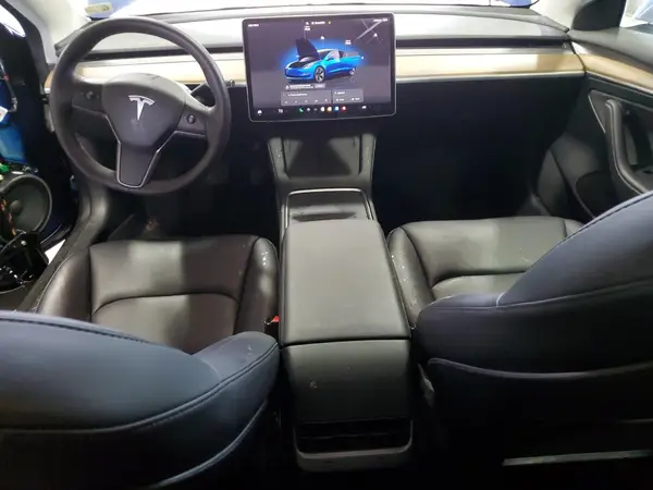 5YJ3E1EA0PF508213 2023 TESLA MODEL 3 - Image 8
