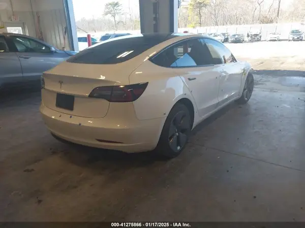 2023 TESLA MODEL 3 IAAI lot 41275866 auction photo 4