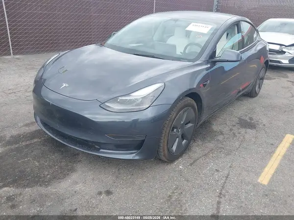 5YJ3E1EA0PF513217 2023 TESLA MODEL 3 - Image 2