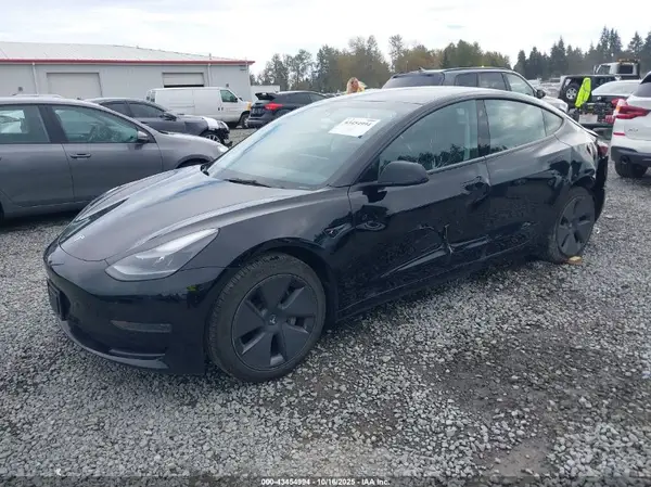 5YJ3E1EA0PF515226 2023 TESLA MODEL 3 - Image 2