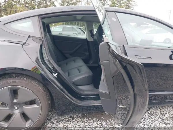 5YJ3E1EA0PF515226 2023 TESLA MODEL 3 - Image 8