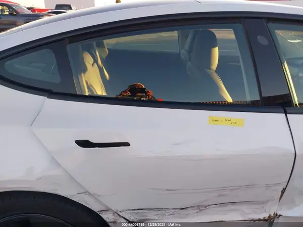 5YJ3E1EA0PF540689 2023 TESLA MODEL 3 - Image 8