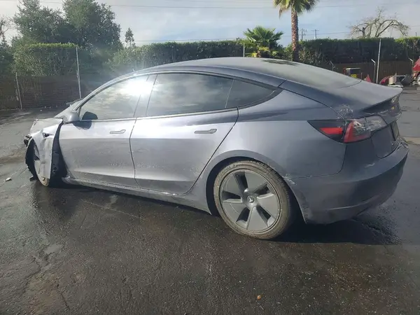 5YJ3E1EA0PF543088 2023 TESLA MODEL 3 - Image 2