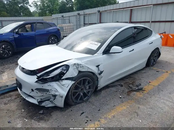 5YJ3E1EA0PF544838 2023 TESLA MODEL 3 - Image 2