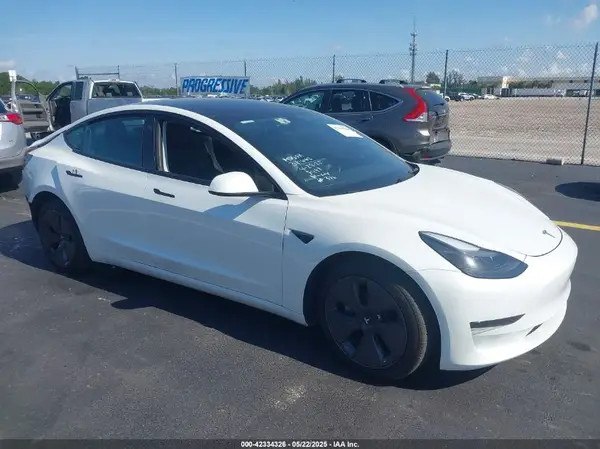 5YJ3E1EA0PF548498 2023 TESLA MODEL 3 - Image 1