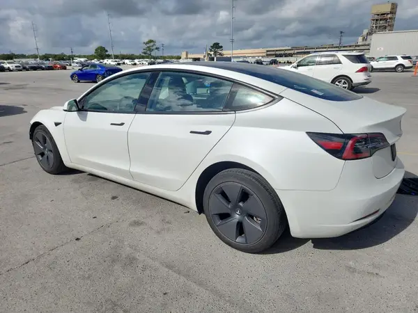 5YJ3E1EA0PF549859 2023 TESLA MODEL 3 - Image 2