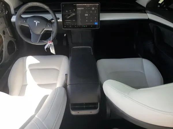 5YJ3E1EA0PF551482 2023 TESLA MODEL 3 - Image 8