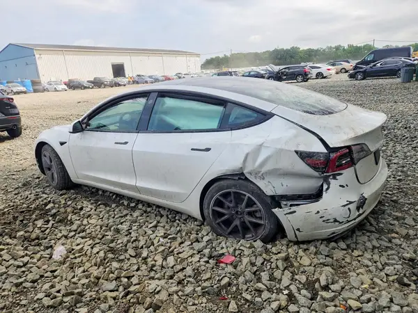 5YJ3E1EA0PF553880 2023 TESLA MODEL 3 - Image 2