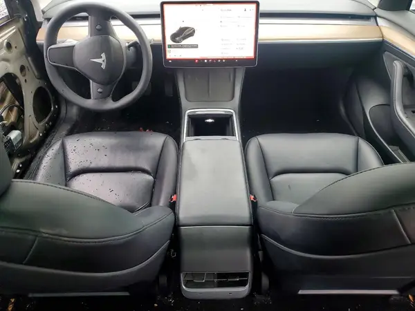 5YJ3E1EA0PF554463 2023 TESLA MODEL 3 - Image 8