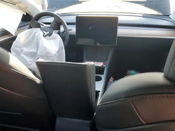 5YJ3E1EA0PF555404 2023 TESLA MODEL 3 - Image 8