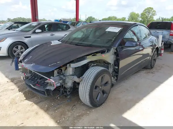 5YJ3E1EA0PF555919 2023 TESLA MODEL 3 - Image 2