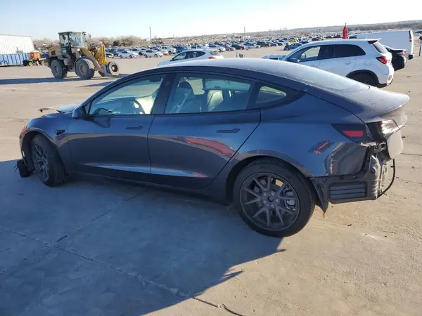 5YJ3E1EA0PF556133 2023 TESLA MODEL 3 - Image 2