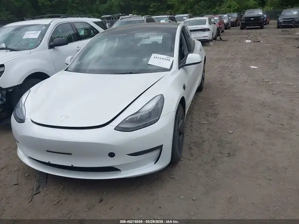 5YJ3E1EA0PF556147 2023 TESLA MODEL 3 - Image 2