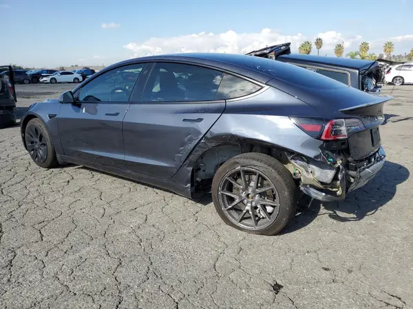 5YJ3E1EA0PF556973 2023 TESLA MODEL 3 - Image 2