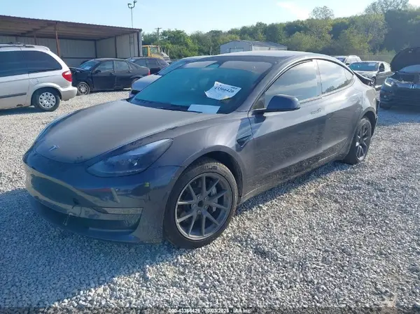 5YJ3E1EA0PF558822 2023 TESLA MODEL 3 - Image 2