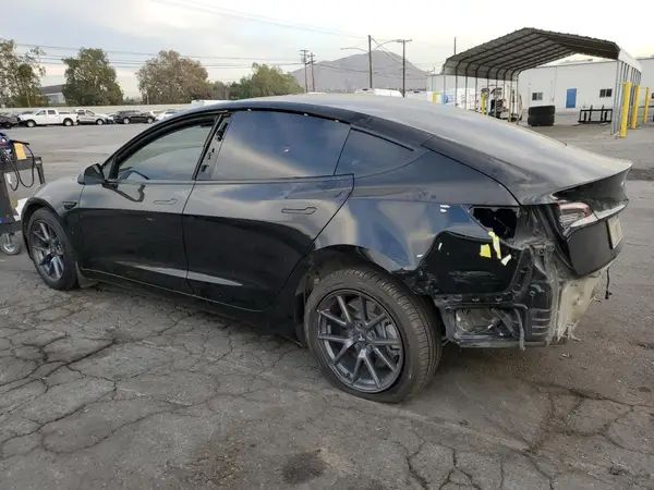 5YJ3E1EA0PF558917 2023 TESLA MODEL 3 - Image 2