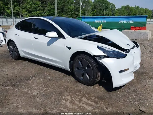 5YJ3E1EA0PF563194 2023 TESLA MODEL 3 - Image 1