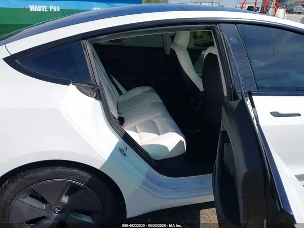 5YJ3E1EA0PF563194 2023 TESLA MODEL 3 - Image 8