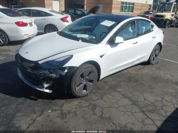5YJ3E1EA0PF563941 2023 TESLA MODEL 3 - Image 2