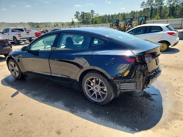 5YJ3E1EA0PF565026 2023 TESLA MODEL 3 - Image 2