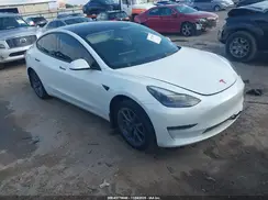 5YJ3E1EA0PF569643 2023 TESLA MODEL 3