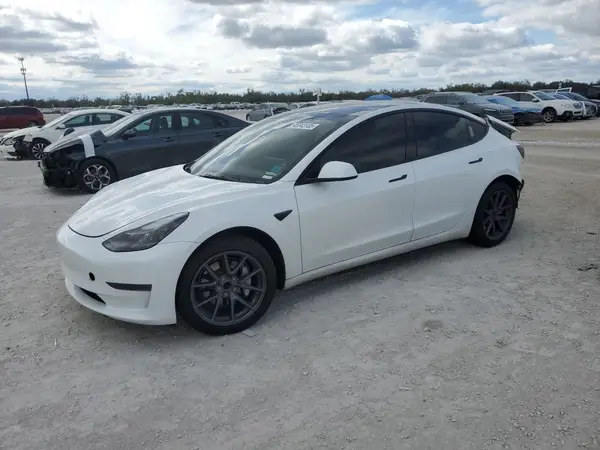 5YJ3E1EA0PF570341 2023 TESLA MODEL 3 - Image 1