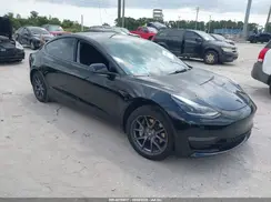 5YJ3E1EA0PF571330 2023 TESLA MODEL 3
