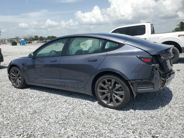 5YJ3E1EA0PF571943 2023 TESLA MODEL 3 - Image 2