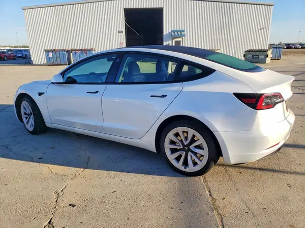 5YJ3E1EA0PF572347 2023 TESLA MODEL 3 - Image 2