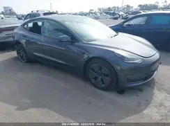 5YJ3E1EA0PF577869 2023 TESLA MODEL 3