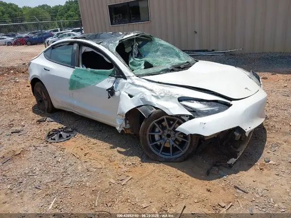 5YJ3E1EA0PF580299 2023 TESLA MODEL 3 - Image 1