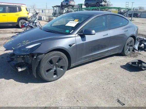 5YJ3E1EA0PF582876 2023 TESLA MODEL 3 - Image 2