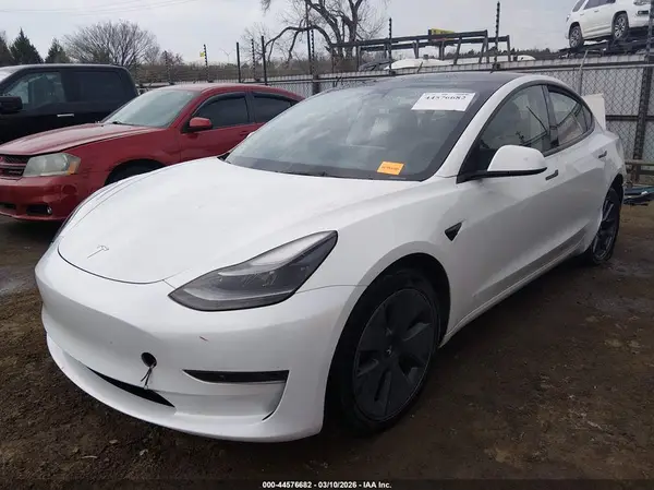 5YJ3E1EA0PF584448 2023 TESLA MODEL 3 - Image 2