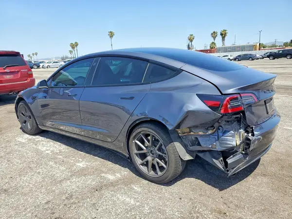 5YJ3E1EA0PF587673 2023 TESLA MODEL 3 - Image 2