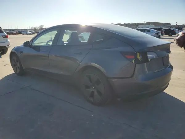 5YJ3E1EA0PF591013 2023 TESLA MODEL 3 - Image 2