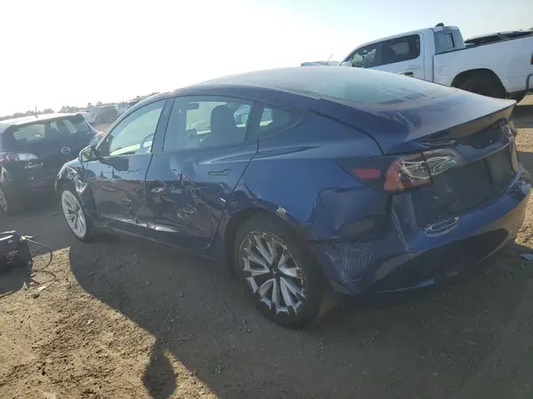 5YJ3E1EA0PF596602 2023 TESLA MODEL 3 - Image 2