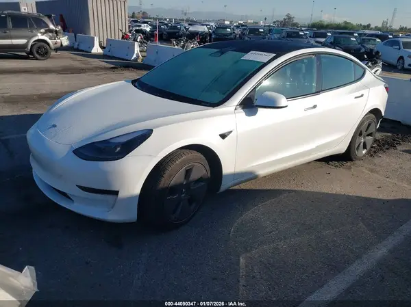 5YJ3E1EA0PF604066 2023 TESLA MODEL 3 - Image 2