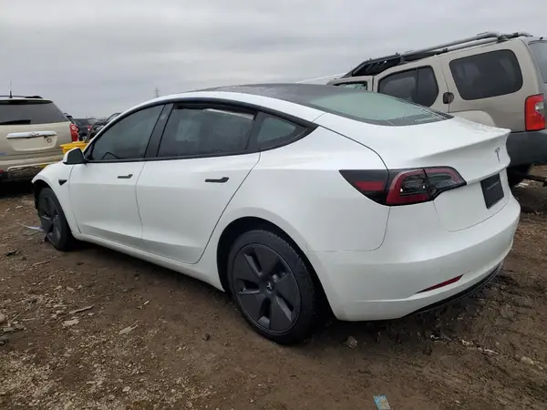 5YJ3E1EA0PF607842 2023 TESLA MODEL 3 - Image 2