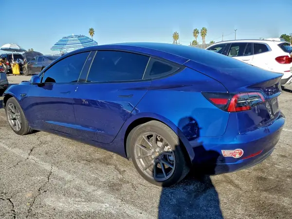 5YJ3E1EA0PF610952 2023 TESLA MODEL 3 - Image 2