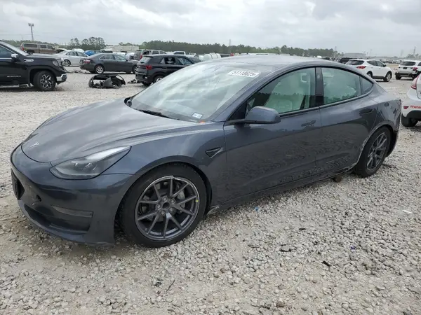 5YJ3E1EA0PF613382 2023 TESLA MODEL 3 - Image 1