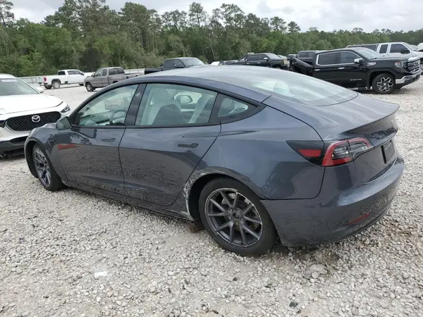 5YJ3E1EA0PF613382 2023 TESLA MODEL 3 - Image 2